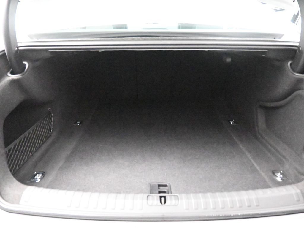 Used 2024 Audi A6 Premium Plus image 24