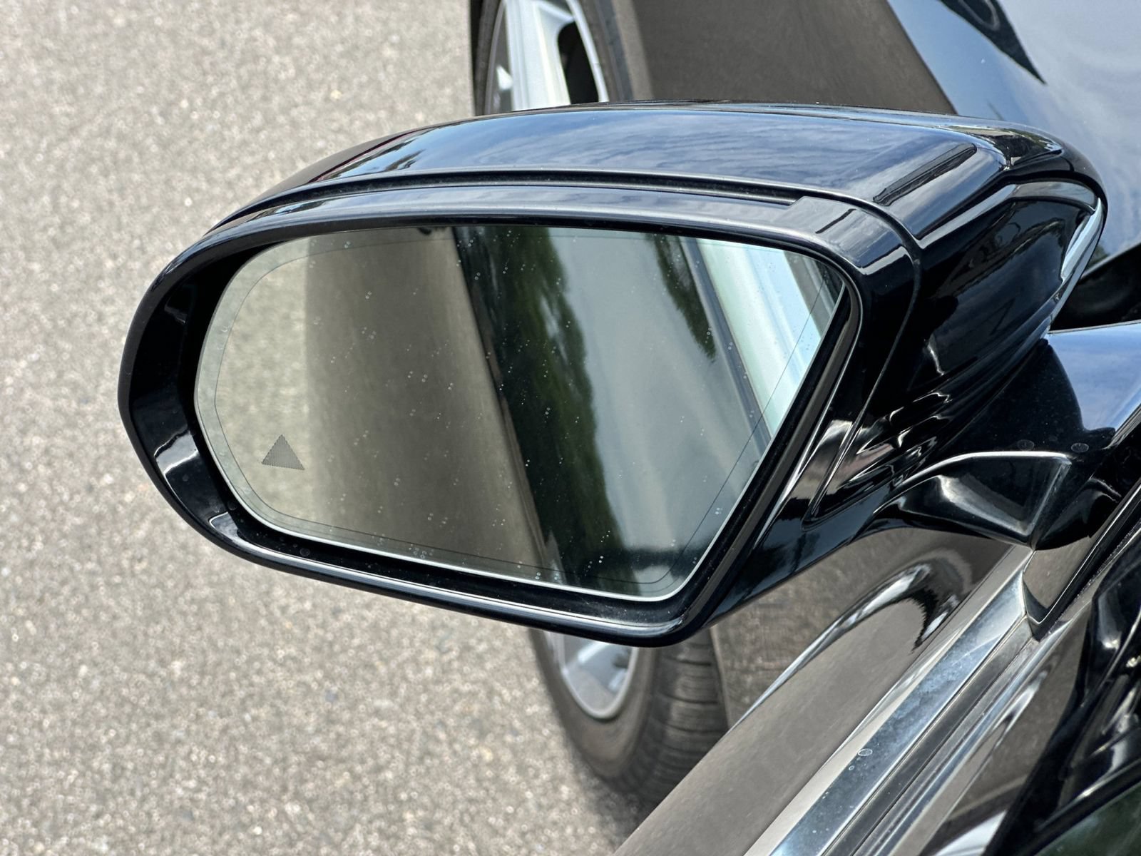 Used 2019 Mercedes-Benz E 300 image 9