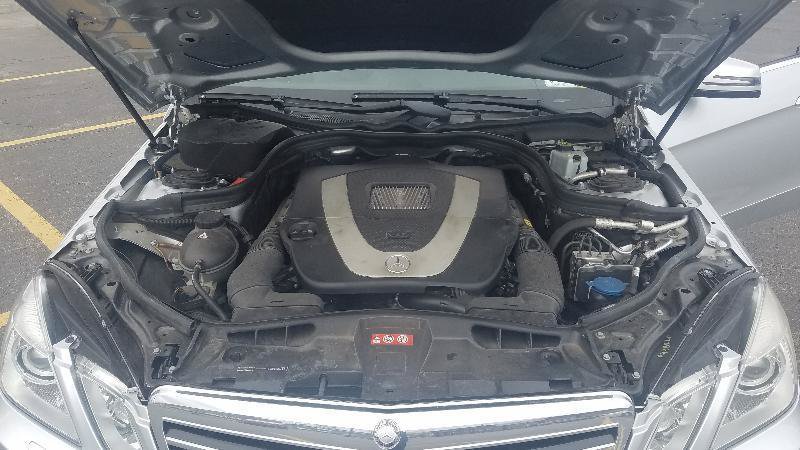 Used 2010 Mercedes-Benz E 350 4MATIC Sedan image 16