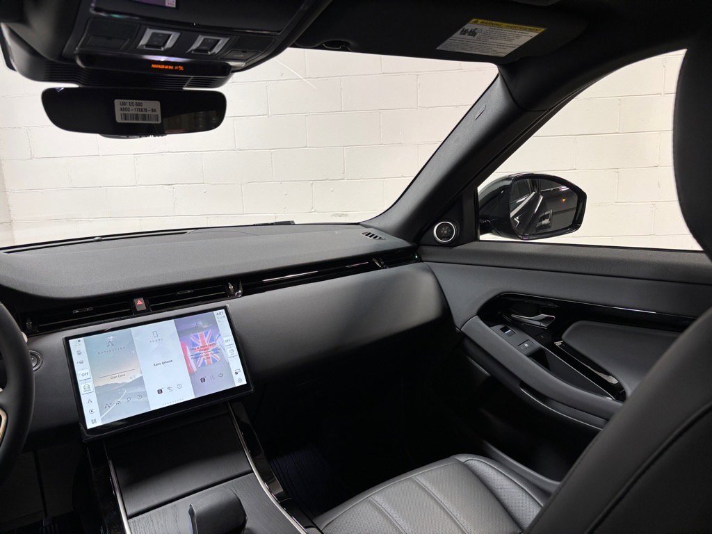 New 2026 Land Rover Range Rover Evoque S image 35