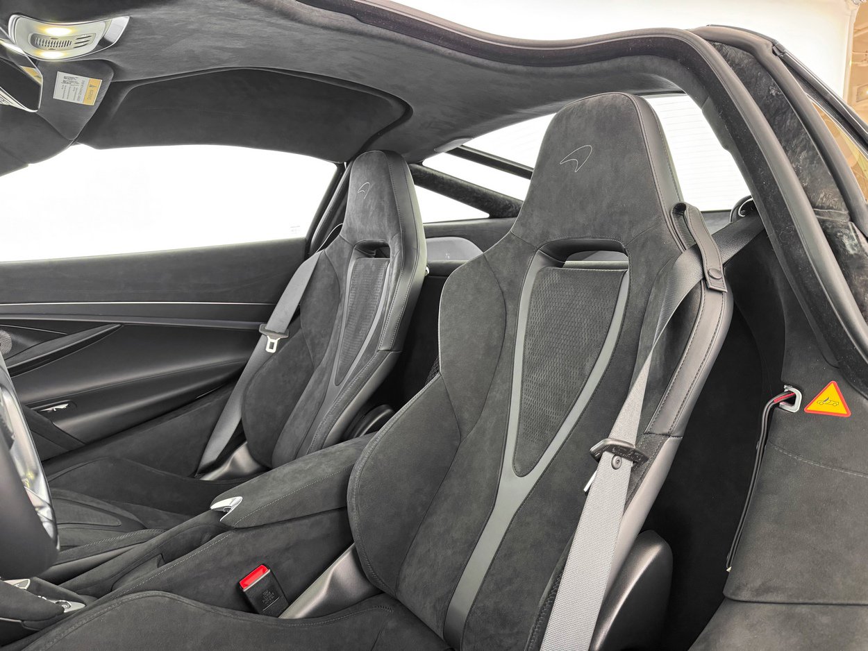 New 2026 McLaren 750S image 15
