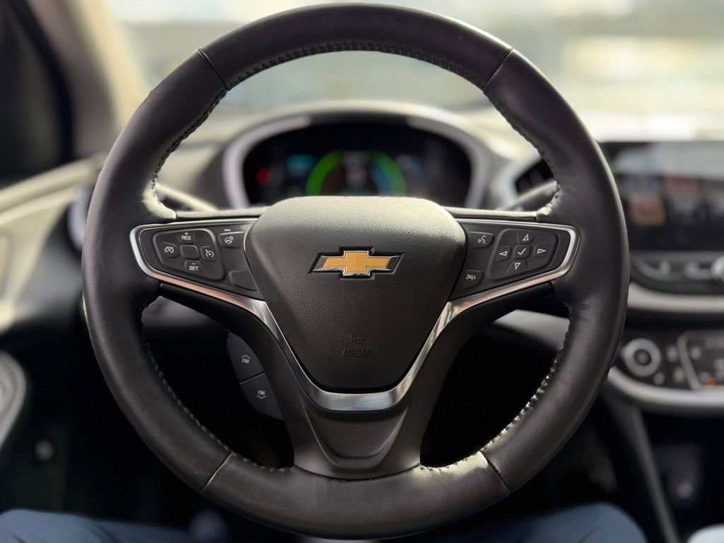 Used 2017 Chevrolet Volt LT w/ Comfort Package image 9