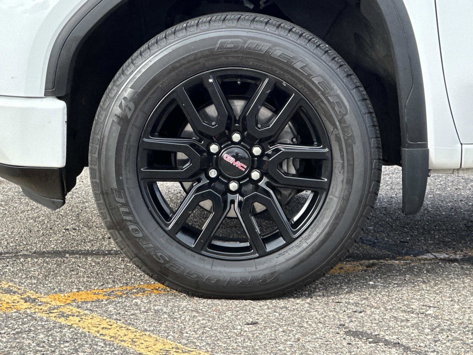 Used 2020 GMC Sierra 1500 Elevation w/ Elevation Value Package image 9