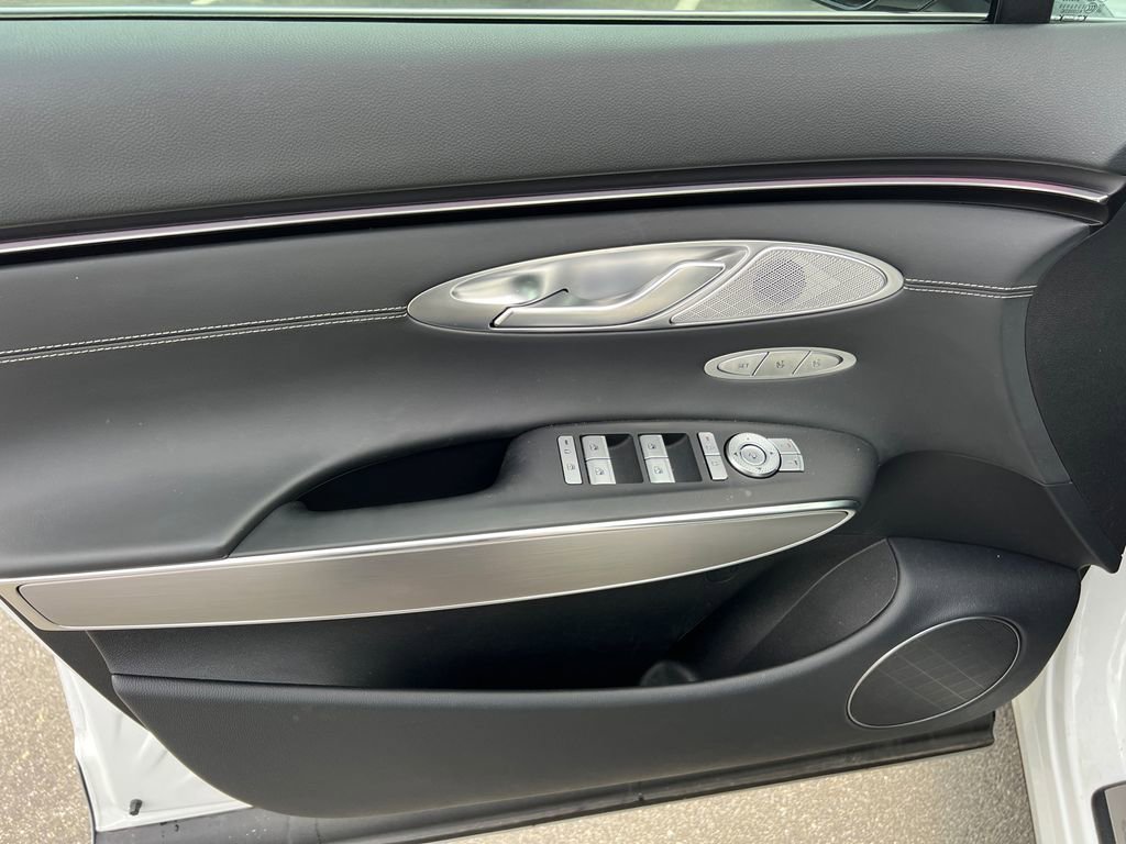 Used 2026 Genesis GV70 2.5T Select AWD/4WD image 11