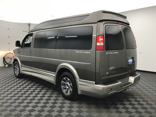 Used 2023 Chevrolet Express 2500 image 12