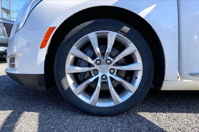 Used 2016 Cadillac XTS Luxury w/ Driver Awareness Package FWD image 8