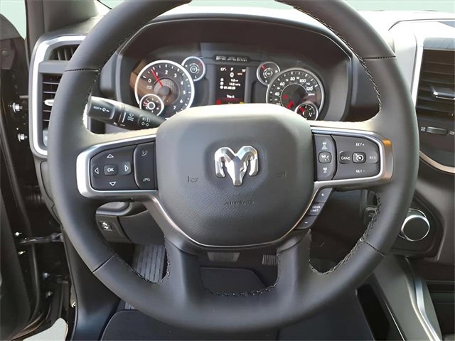 New 2026 RAM 1500 4x4 Crew Cab image 14
