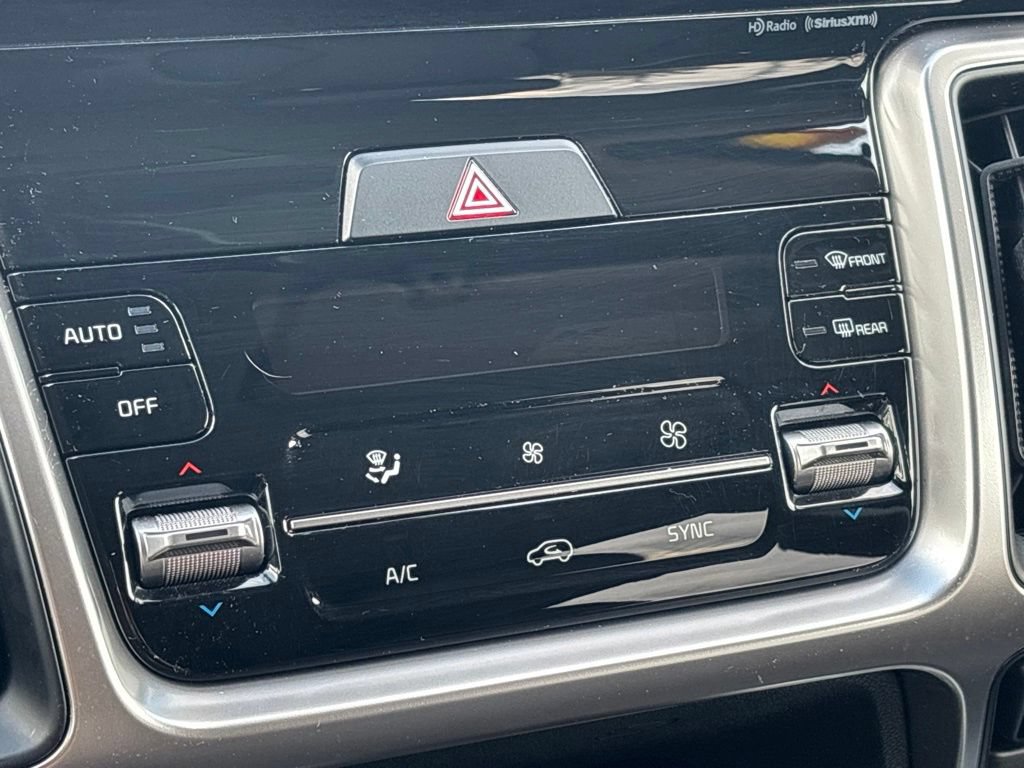 Certified 2022 Kia Sorento S AWD/4WD image 27
