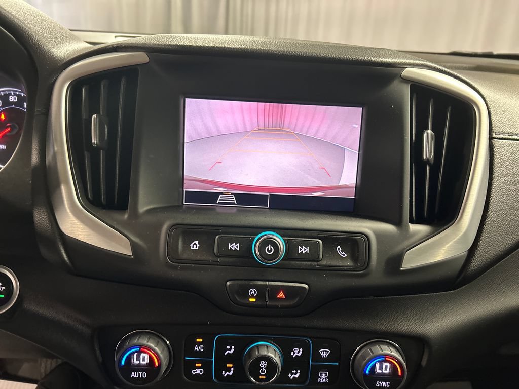 Used 2023 GMC Terrain SLE w/ Driver Convenience Package FWD image 18