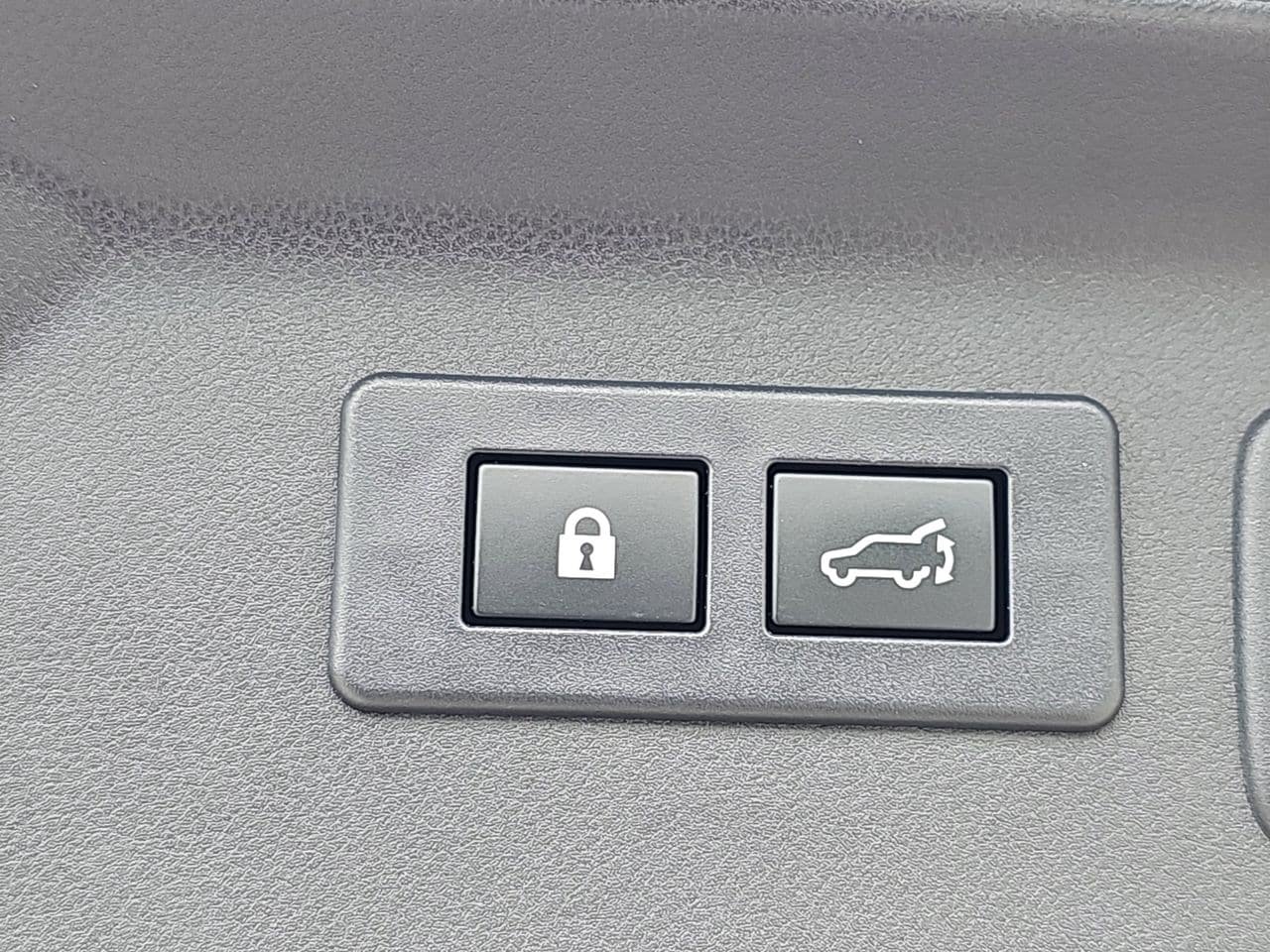 Certified 2025 Subaru Forester Premium AWD/4WD image 16