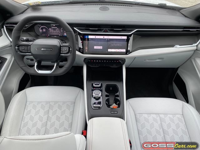 New 2026 Jeep Cherokee Overland image 10