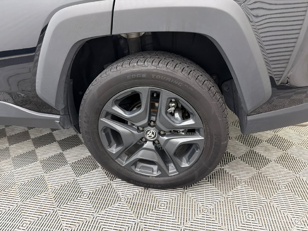 Used 2024 Toyota RAV4 Adventure AWD/4WD image 20
