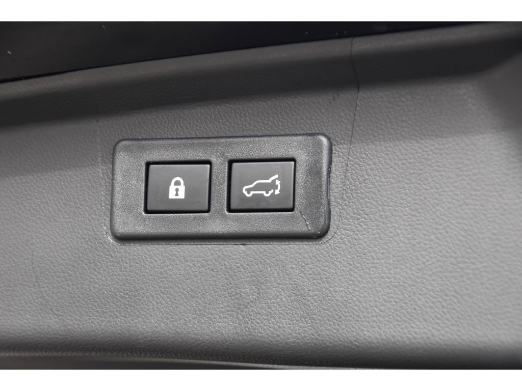 Certified 2025 Subaru Outback Premium image 23