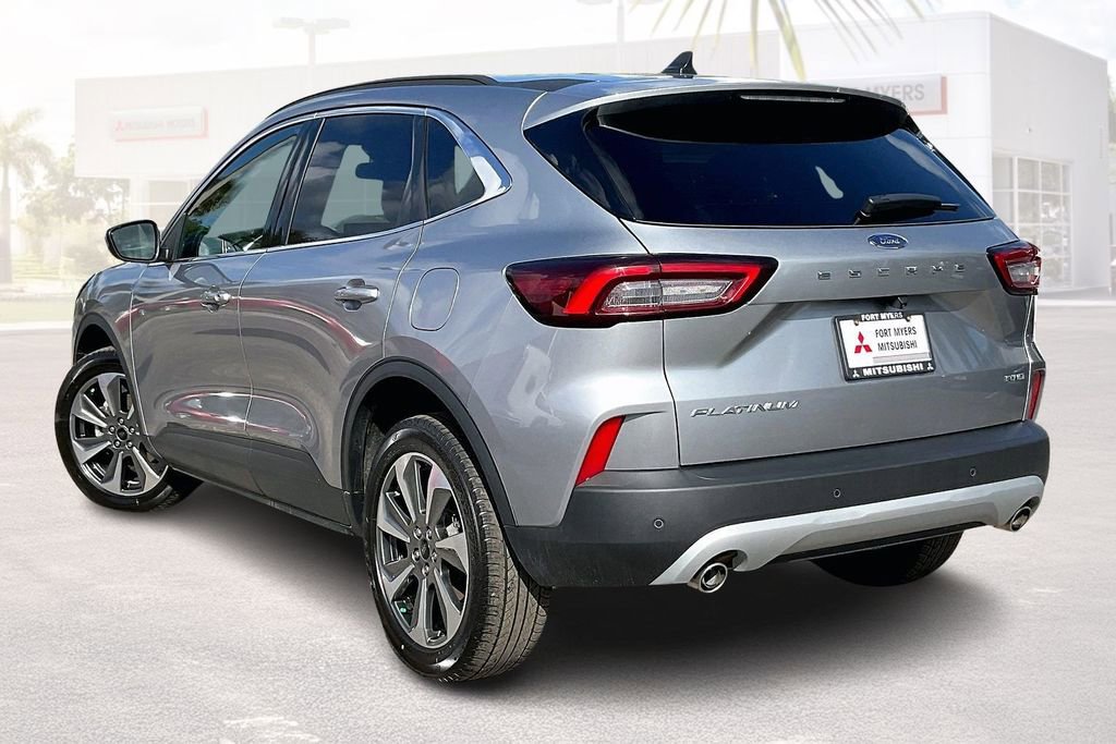 Used 2024 Ford Escape Platinum AWD/4WD image 30