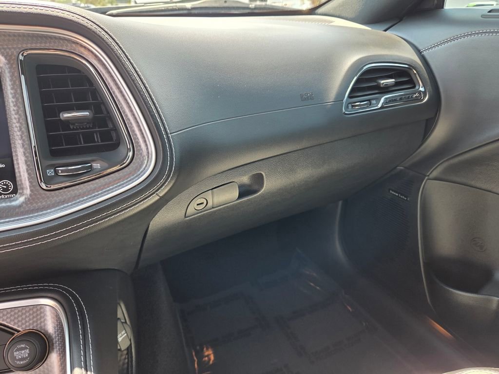 Used 2022 Dodge Challenger SRT Hellcat image 28