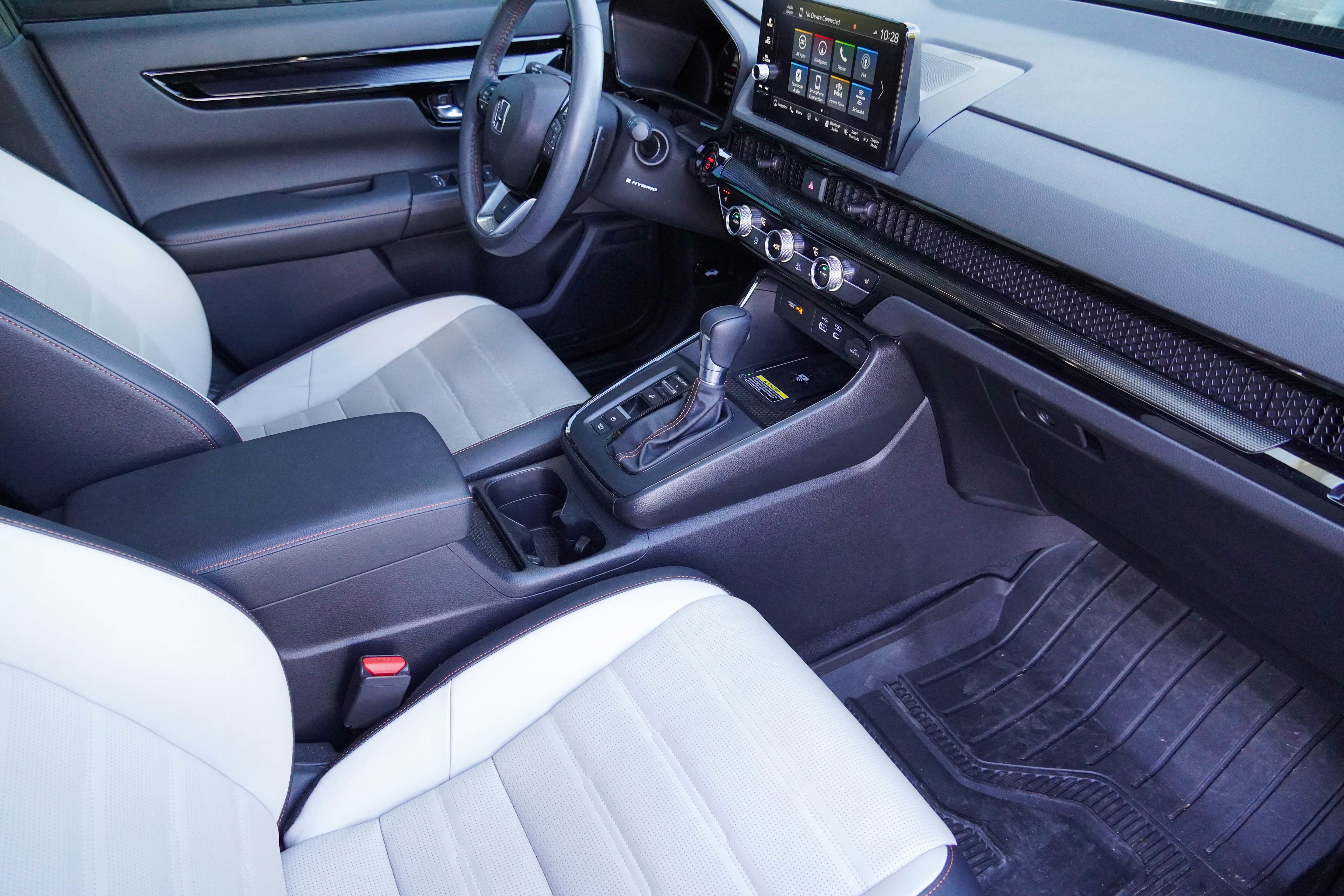 Used 2024 Honda CR-V Sport Touring image 10