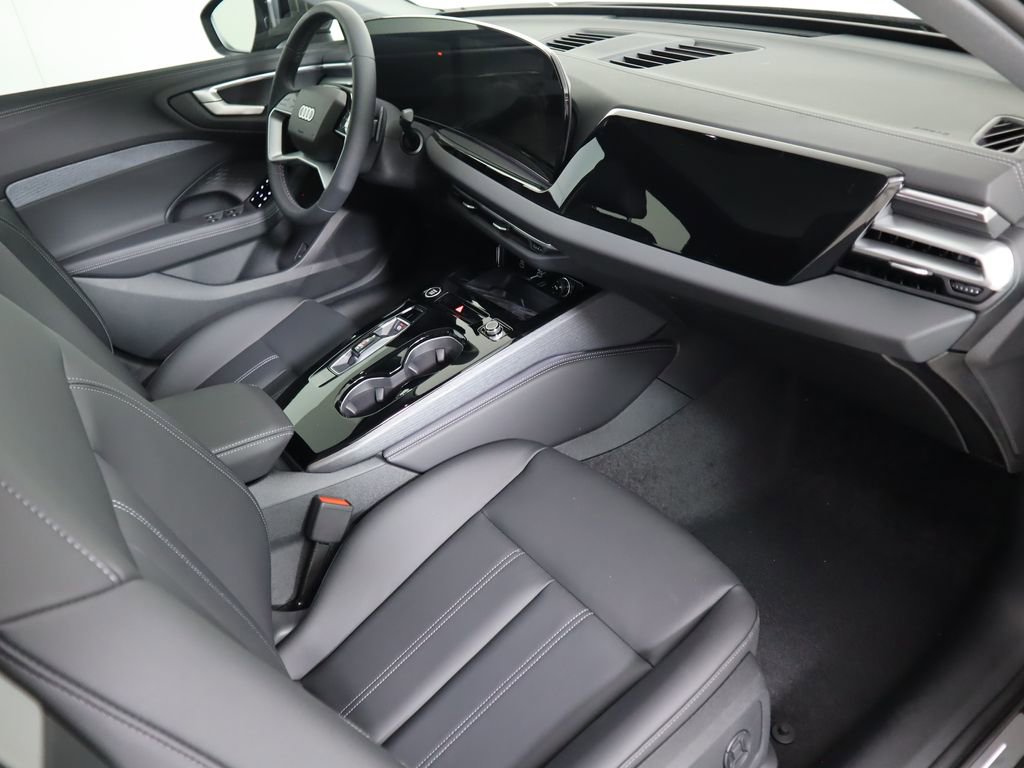 Certified 2025 Audi A5 2.0T Premium w/ Convenience Package image 18