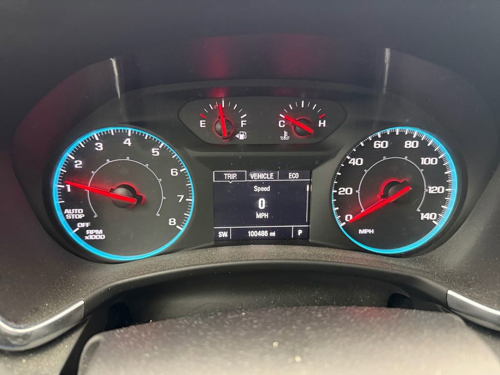 Used 2019 Chevrolet Equinox LS w/ LS Convenience Package AWD/4WD image 16
