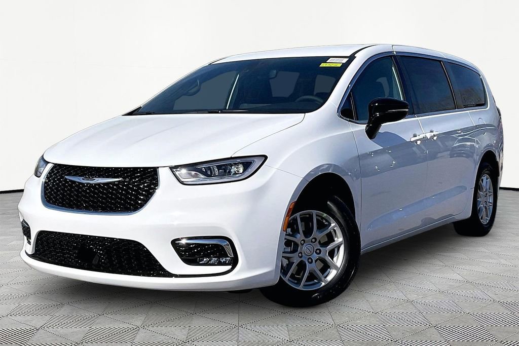 New 2026 Chrysler Pacifica Select FWD image 2