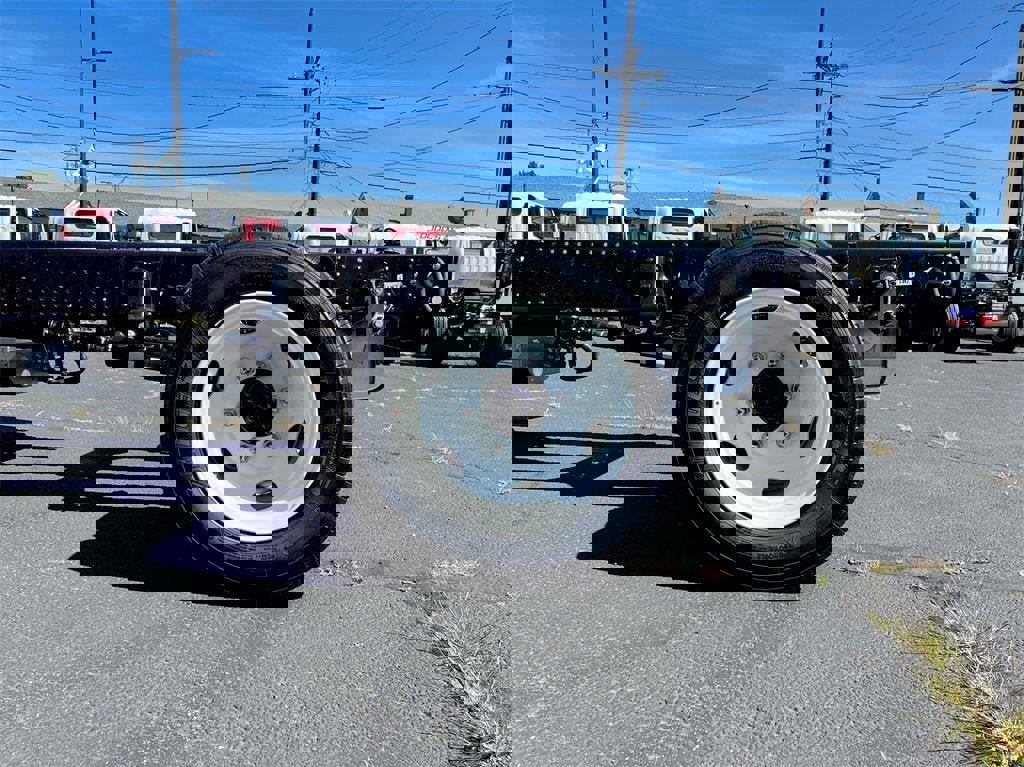 New 2024 Chevrolet Low Cab Forward 5500XD image 25
