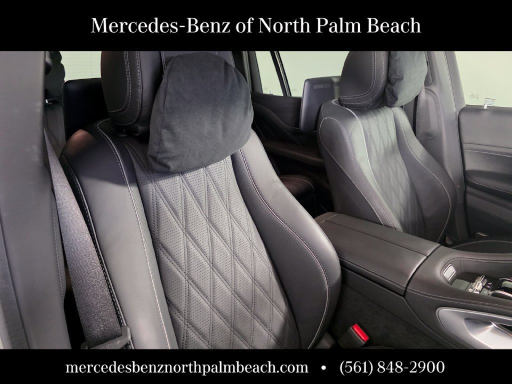 Certified 2025 Mercedes-Benz Maybach GLS 600 4MATIC image 32
