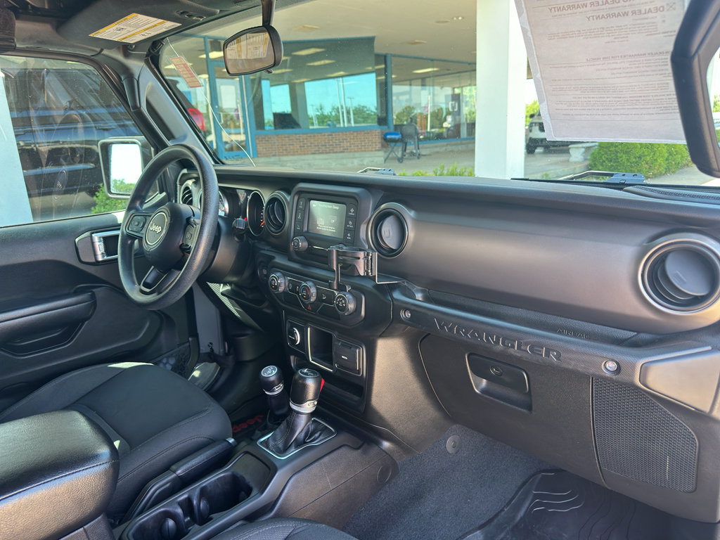 Used 2018 Jeep Wrangler Sport AWD/4WD image 26