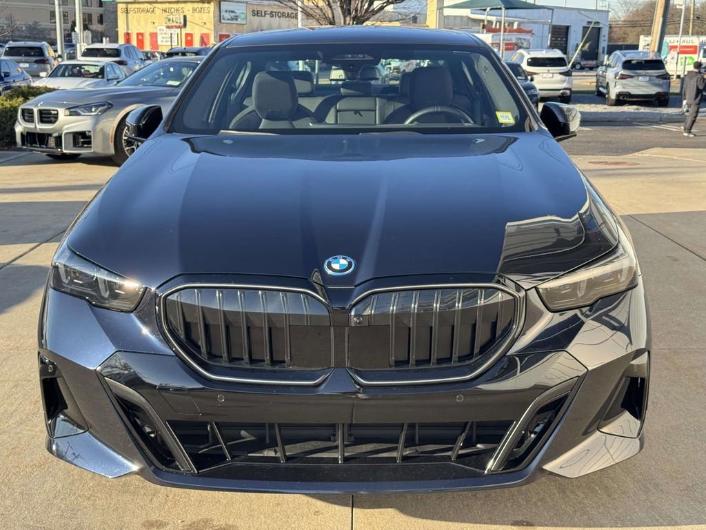 Used 2026 BMW 550e xDrive video 2