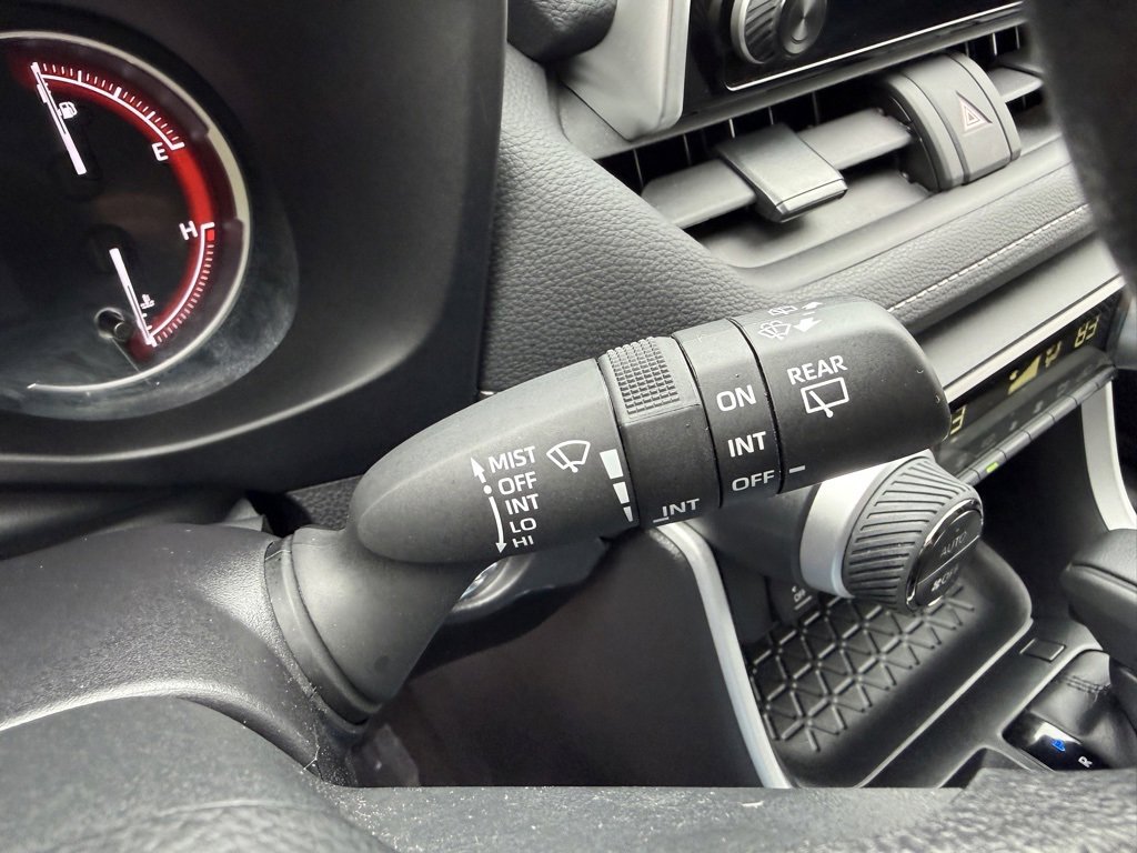 Certified 2025 Toyota RAV4 XLE image 31