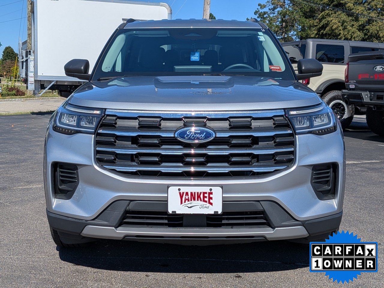 Used 2025 Ford Explorer Active AWD/4WD image 9