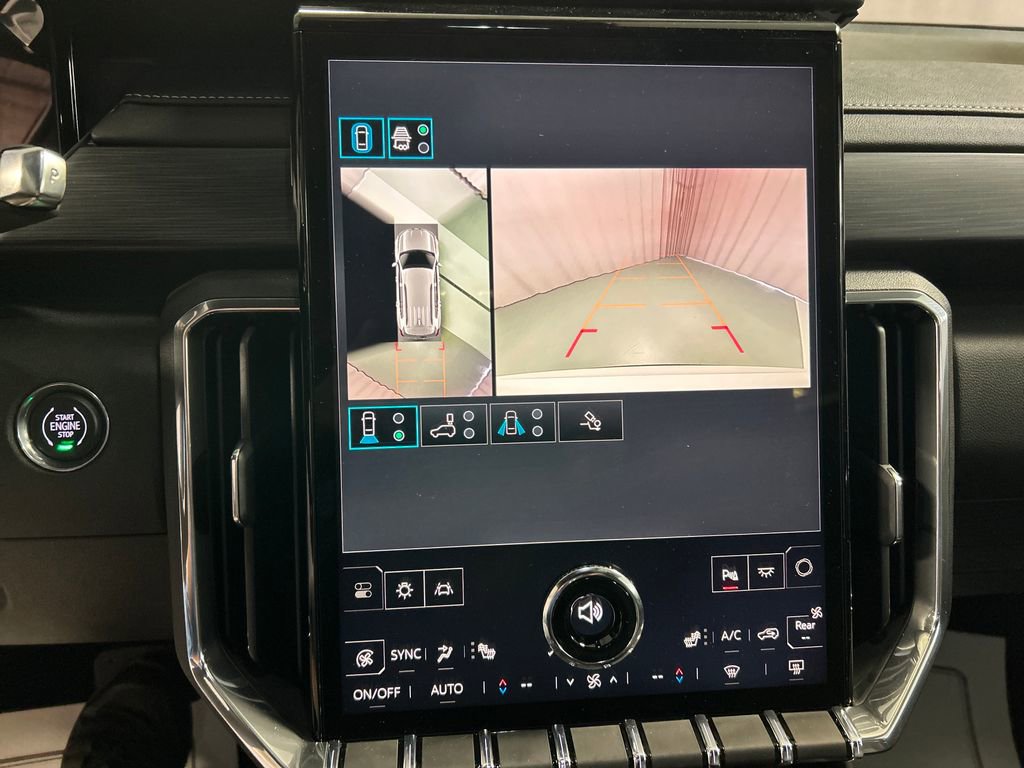 Used 2025 GMC Acadia Elevation image 18