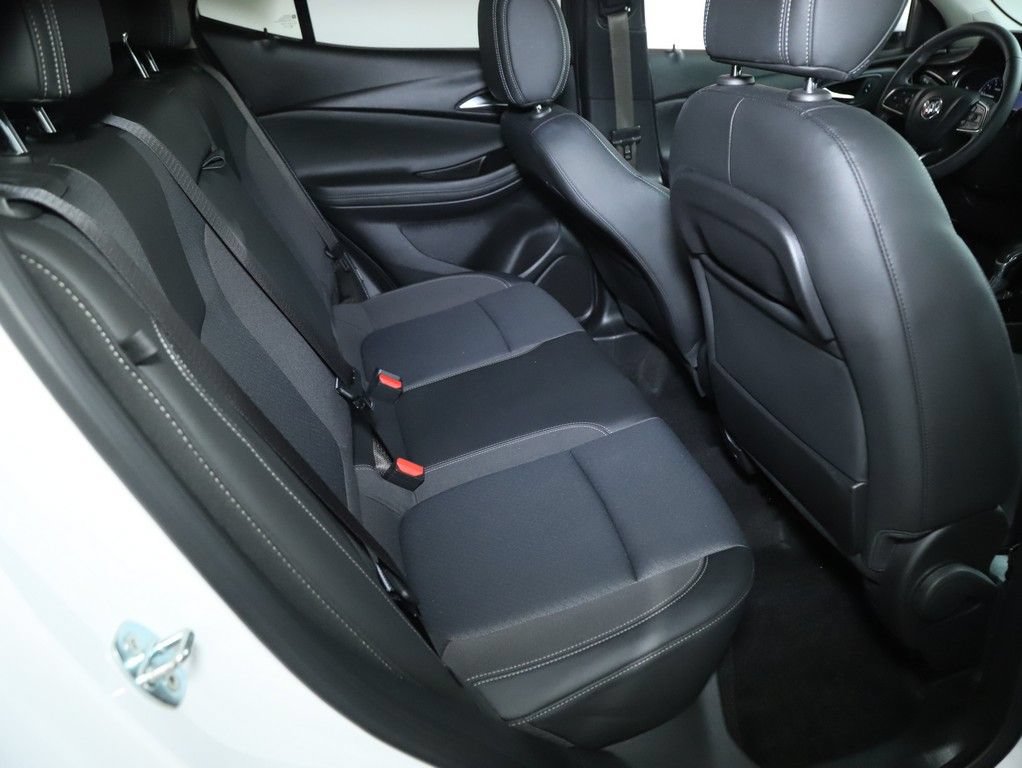 Used 2023 Buick Encore GX Select w/ Safety Package II AWD/4WD image 33