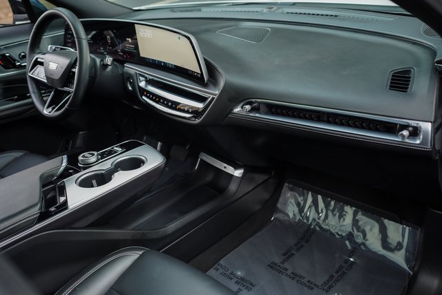 Used 2024 Cadillac Lyriq Tech image 21