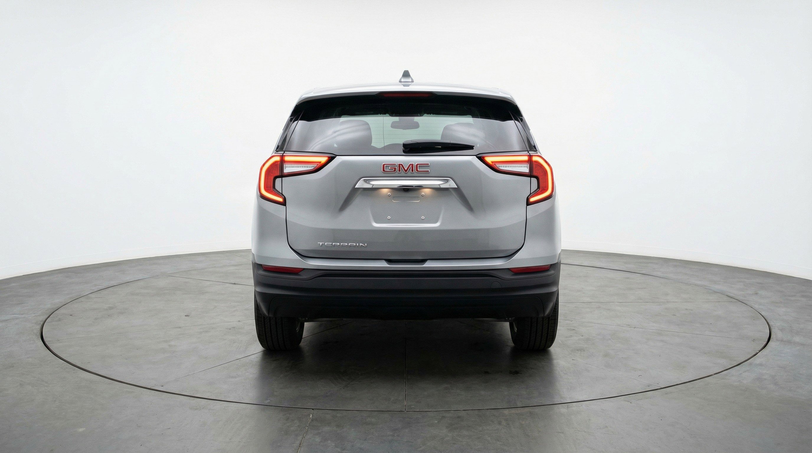 Used 2024 GMC Terrain SLE image 7