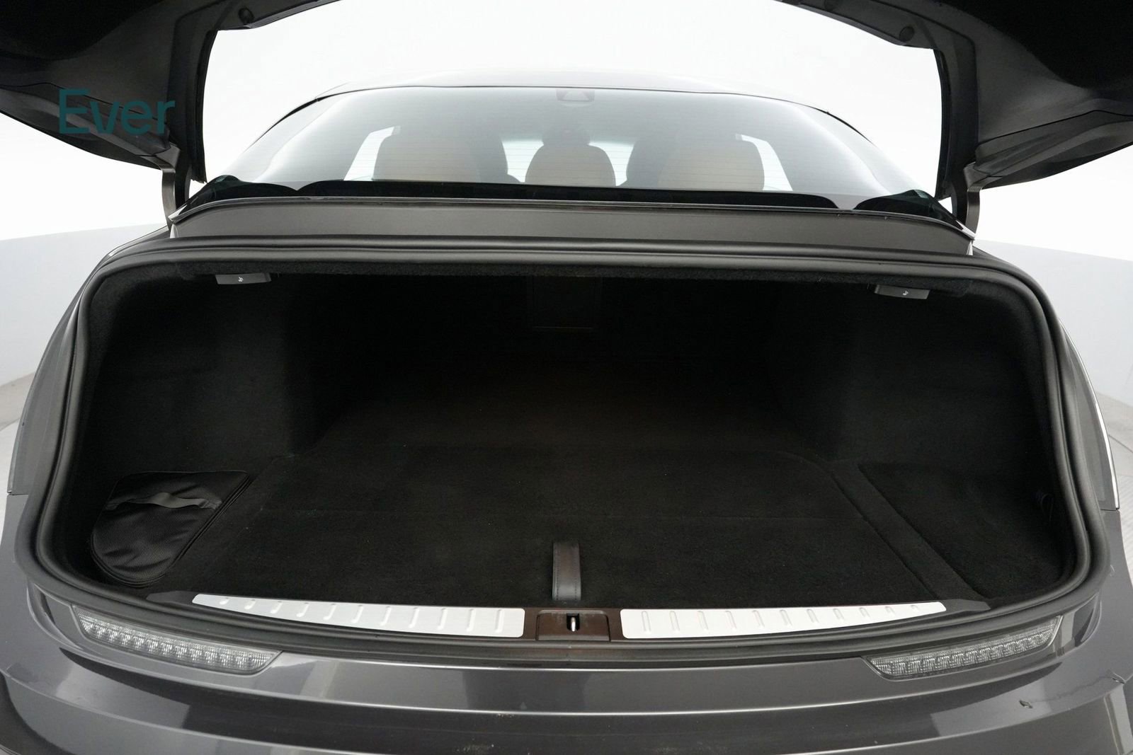 Used 2023 Lucid Air Grand Touring image 23