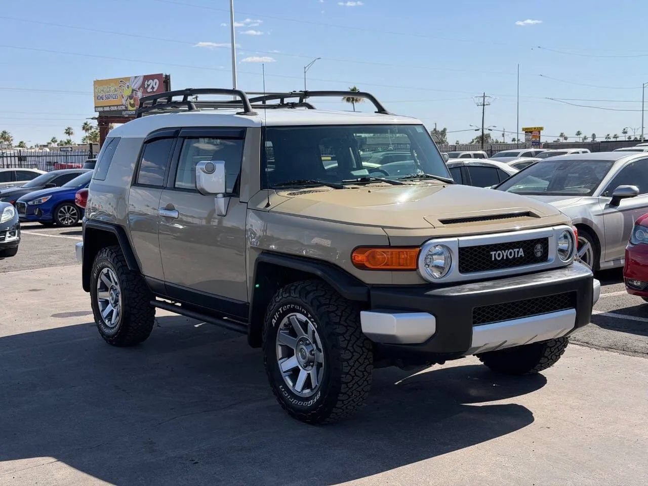 Used 2014 Toyota FJ Cruiser 4WD w/ Upgrade Package image 17
