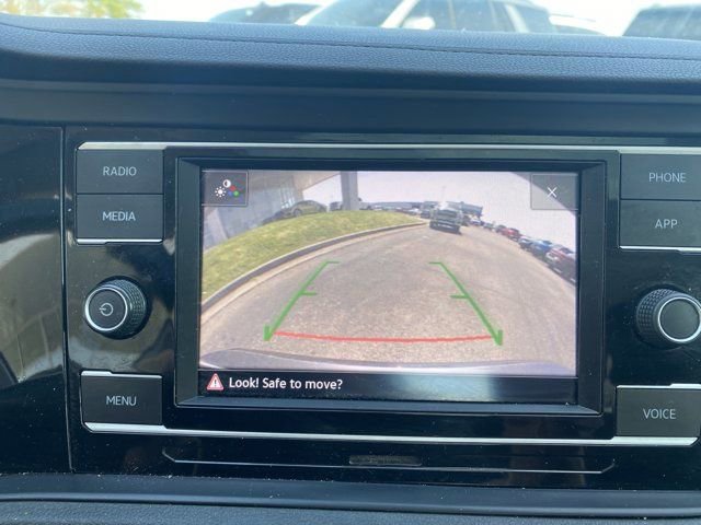 Used 2020 Volkswagen Jetta S image 18