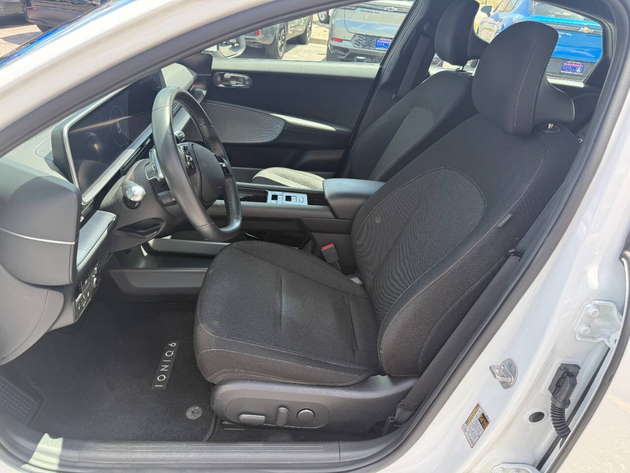 Used 2023 Hyundai Ioniq 6 SE AWD/4WD image 3