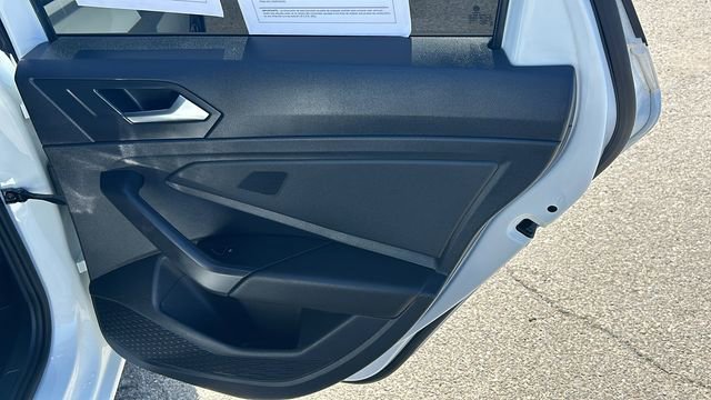 Used 2022 Volkswagen Jetta Sport image 12