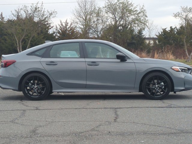Used 2026 Honda Civic FWD Hybrid Sedan image 4