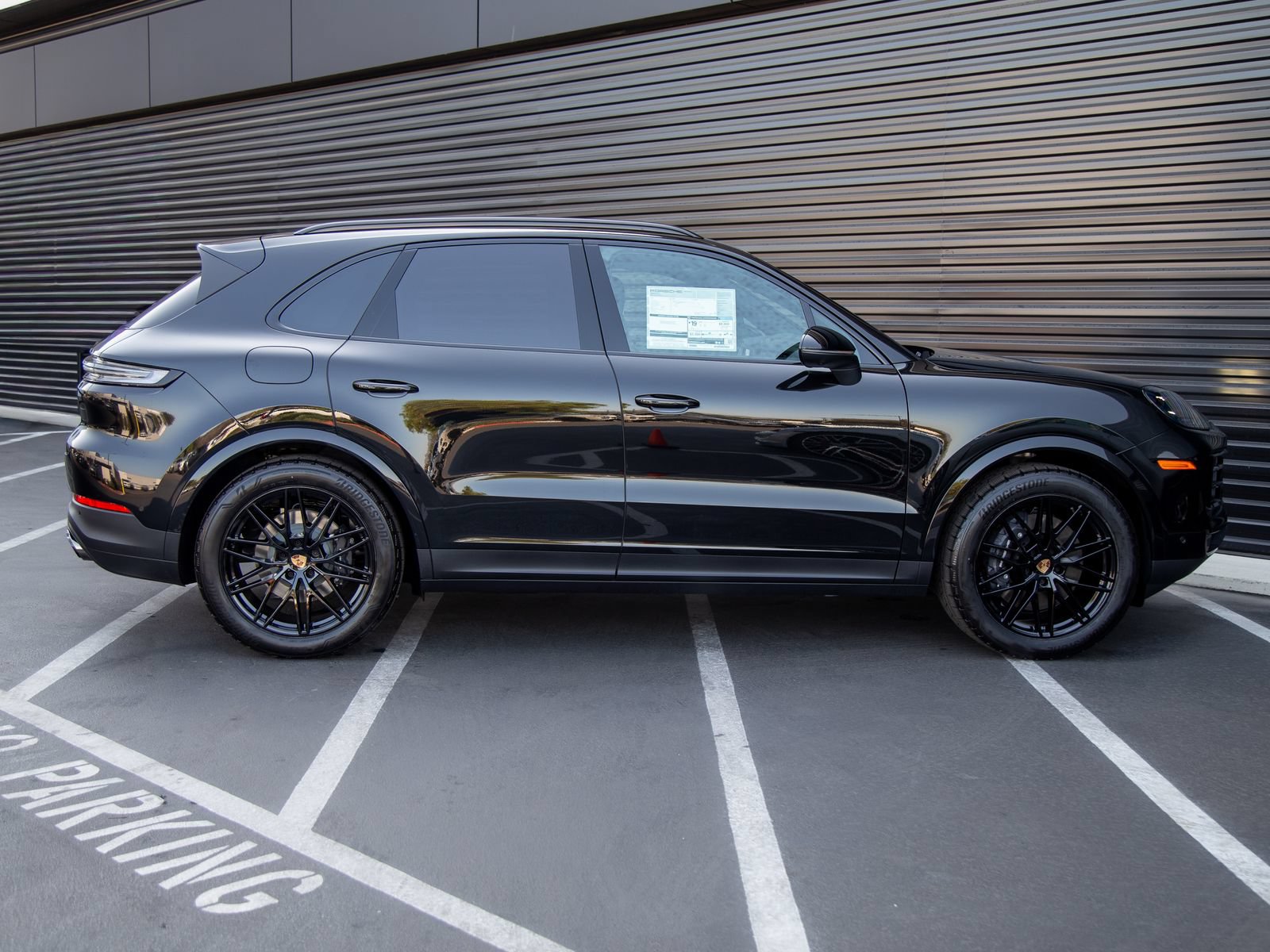New 2026 Porsche Cayenne AWD/4WD image 8