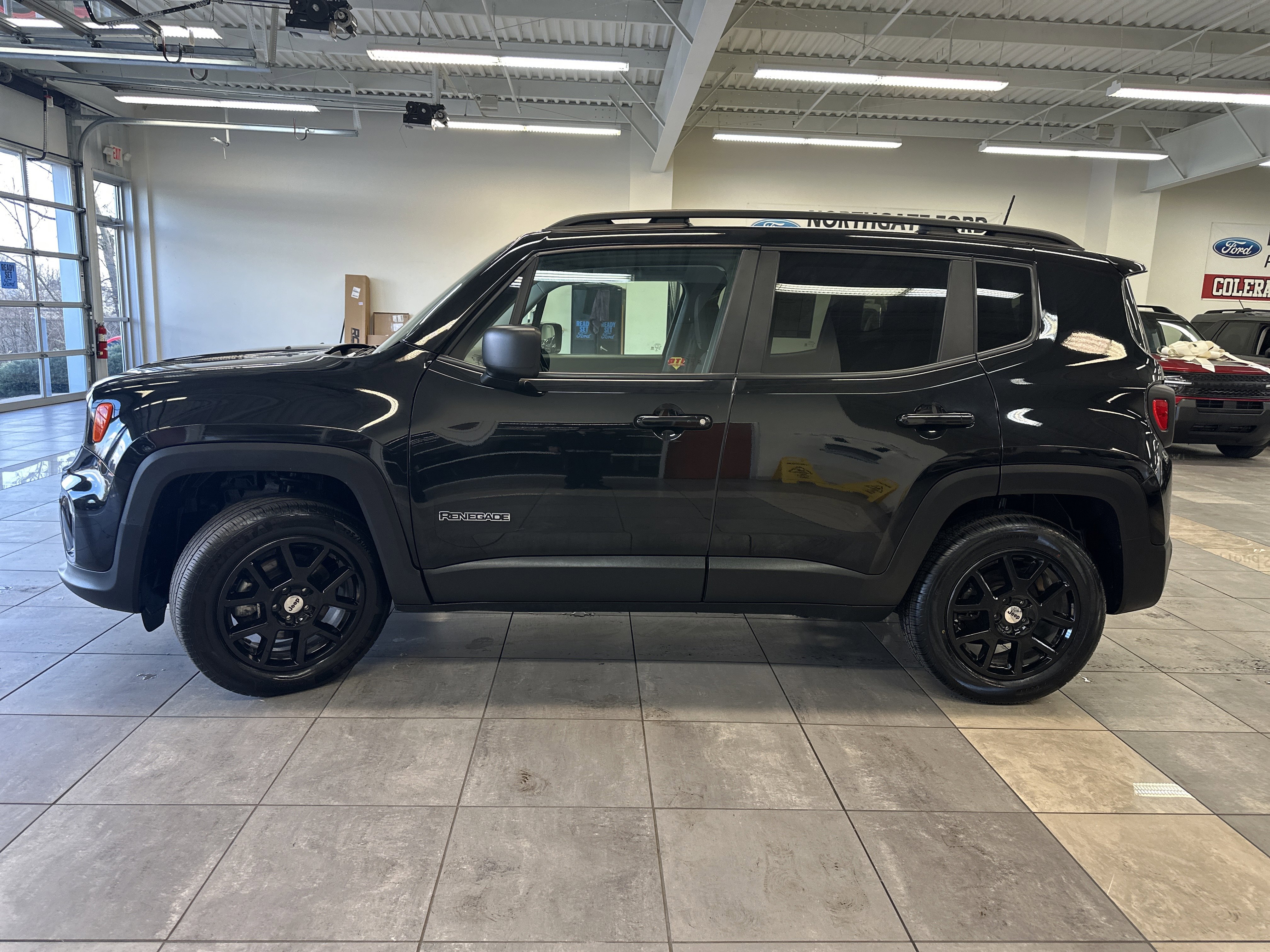 Used 2022 Jeep Renegade Latitude w/ Convenience Group image 15