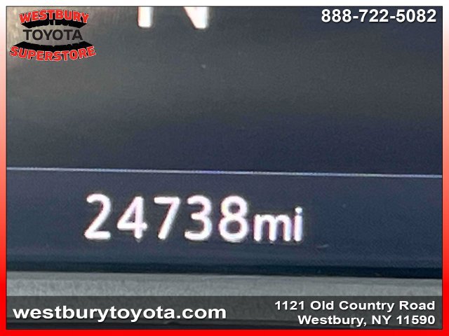 Used 2024 GMC Terrain AT4 w/ Tech Package AWD/4WD image 31