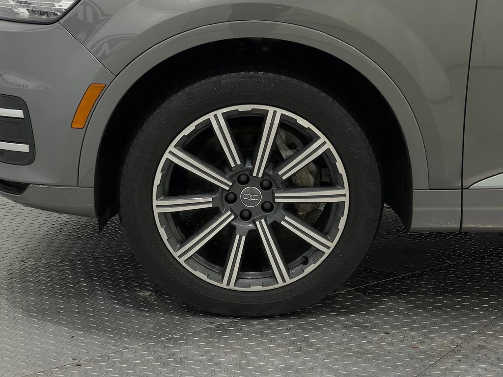 Used 2018 Audi Q7 3.0T Premium Plus w/ Premium Plus Package image 37