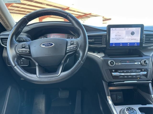 Used 2020 Ford Explorer XLT w/ Equipment Group 202A image 9