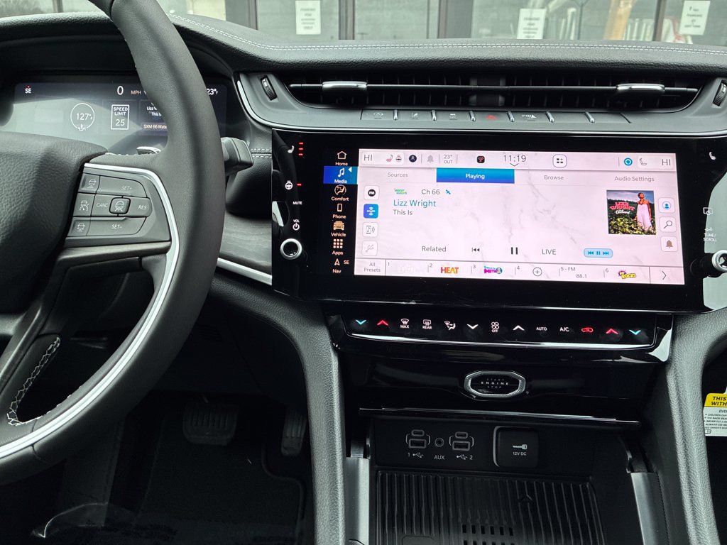 New 2026 Jeep Grand Cherokee Altitude AWD/4WD image 17