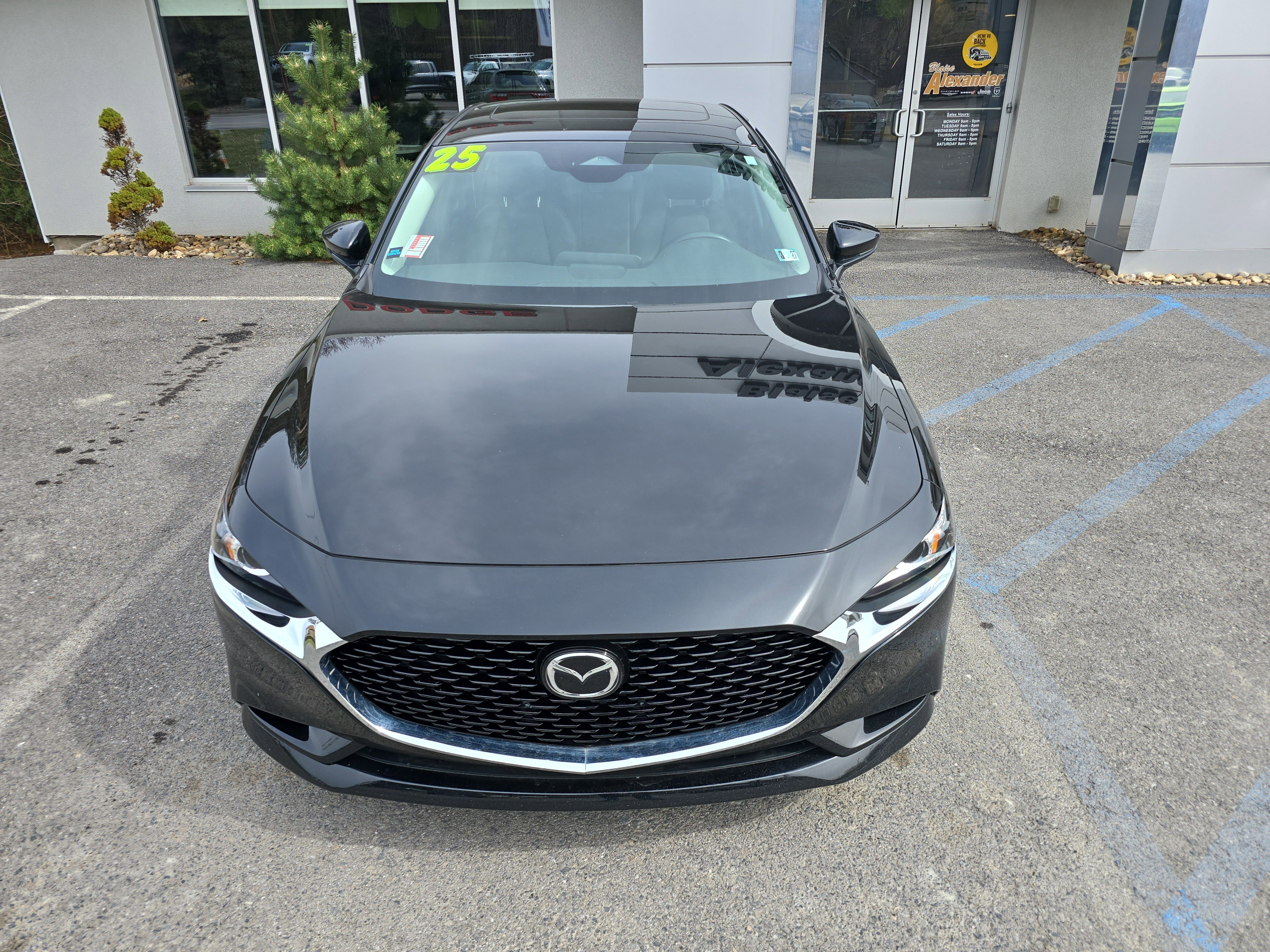 Used 2025 MAZDA MAZDA3 s FWD image 9