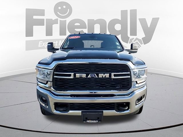 Used 2024 RAM 5500 Tradesman w/ Chrome Appearance Group AWD/4WD image 9