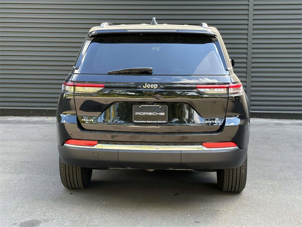 Used 2024 Jeep Grand Cherokee Limited image 29