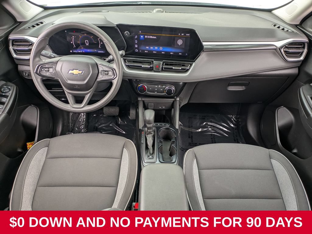 Used 2025 Chevrolet TrailBlazer LT AWD/4WD image 25