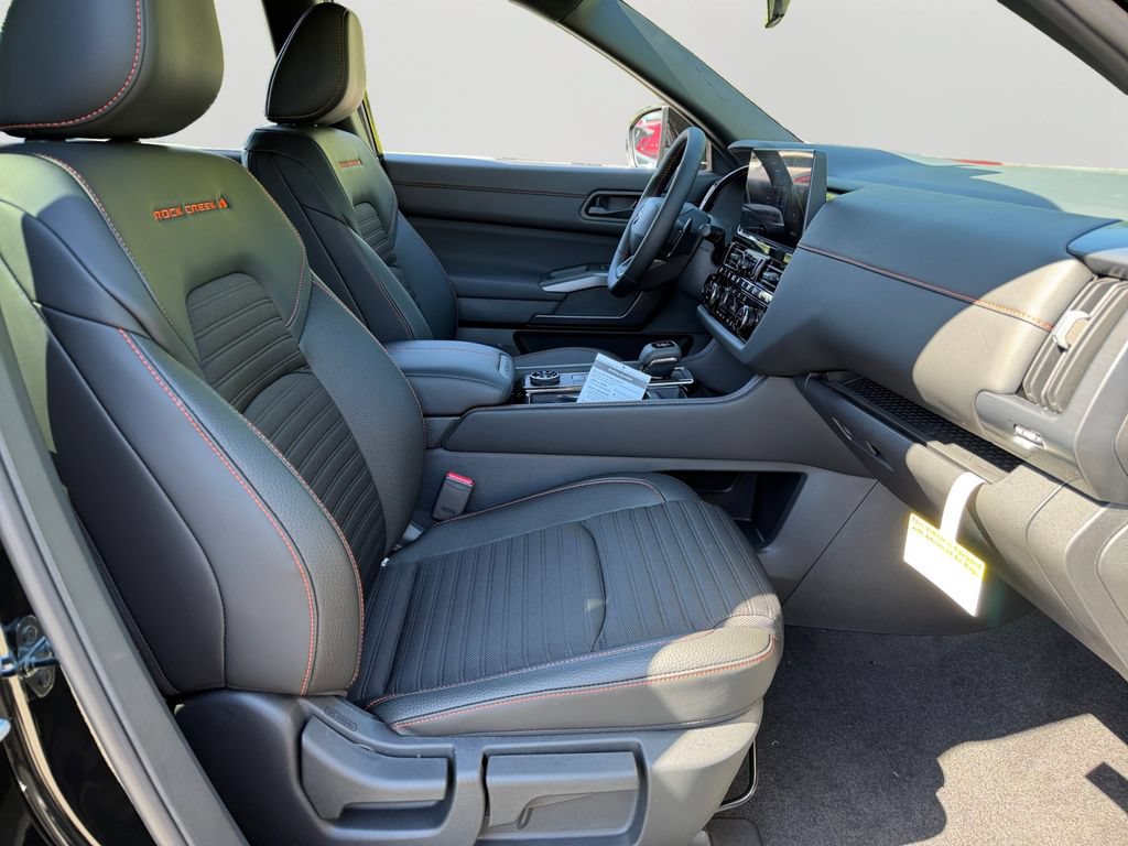 New 2026 Nissan Pathfinder Rock Creek w/ Rock Creek Premium Package AWD/4WD image 5